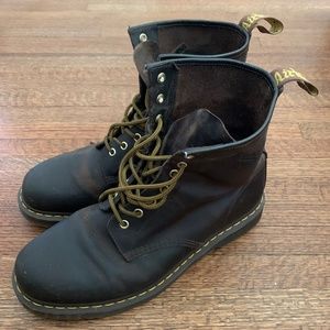 Dr Marten’s size 13 brown 8 eye boots